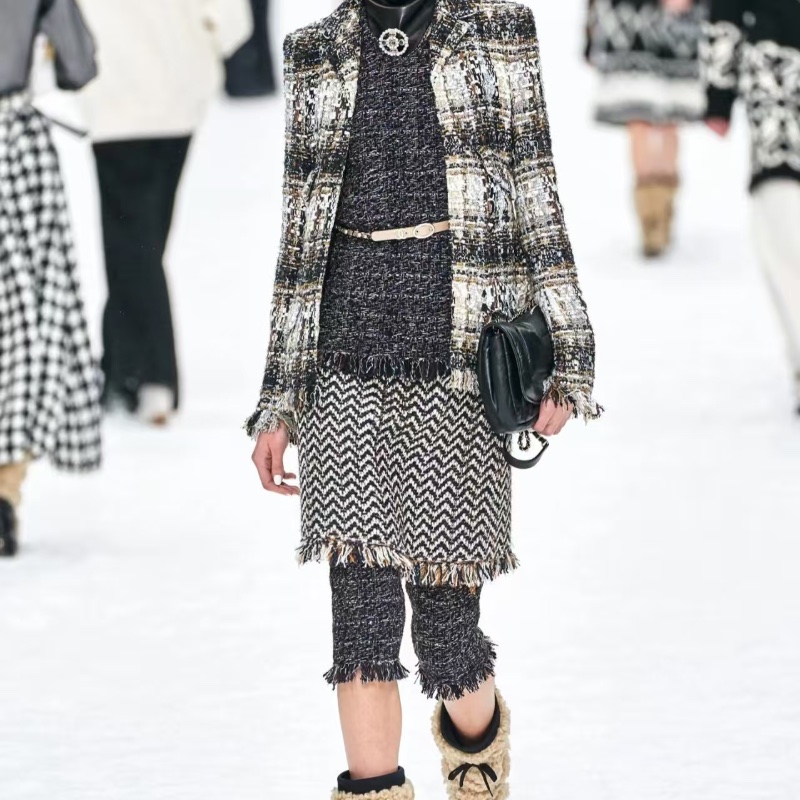 ❤️ CHANEL 雪山系列 走秀款 明星同款 編織款外套-2