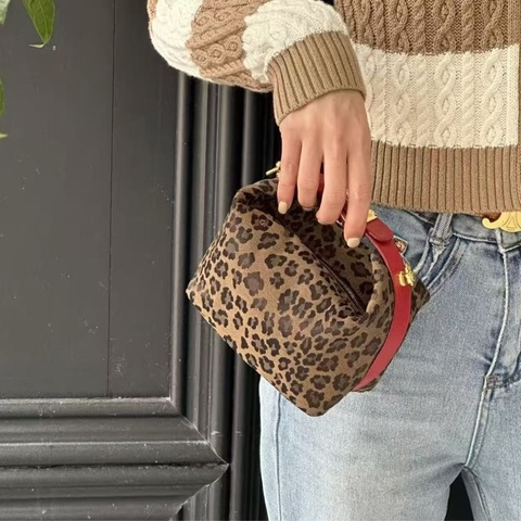 Fendi 稀有豹紋拼色mini便當包飯盒包 15×10×8cm 98新配件塵袋