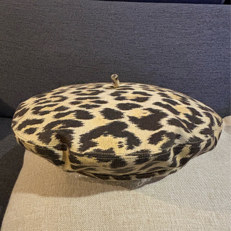 Christian Dior豹紋帽-4