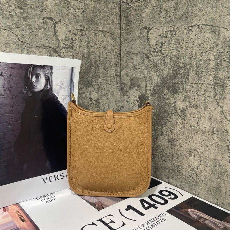 全新 Hermes 愛馬仕4B餅乾色金扣 Evelyne-7