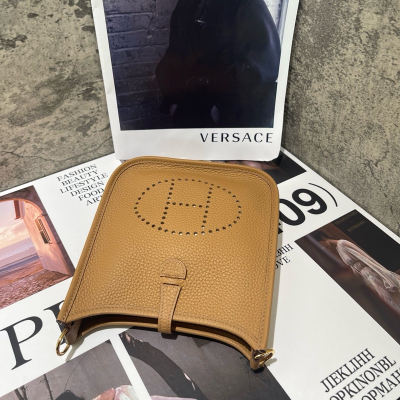 全新 Hermes 愛馬仕4B餅乾色金扣 Evelyne-9