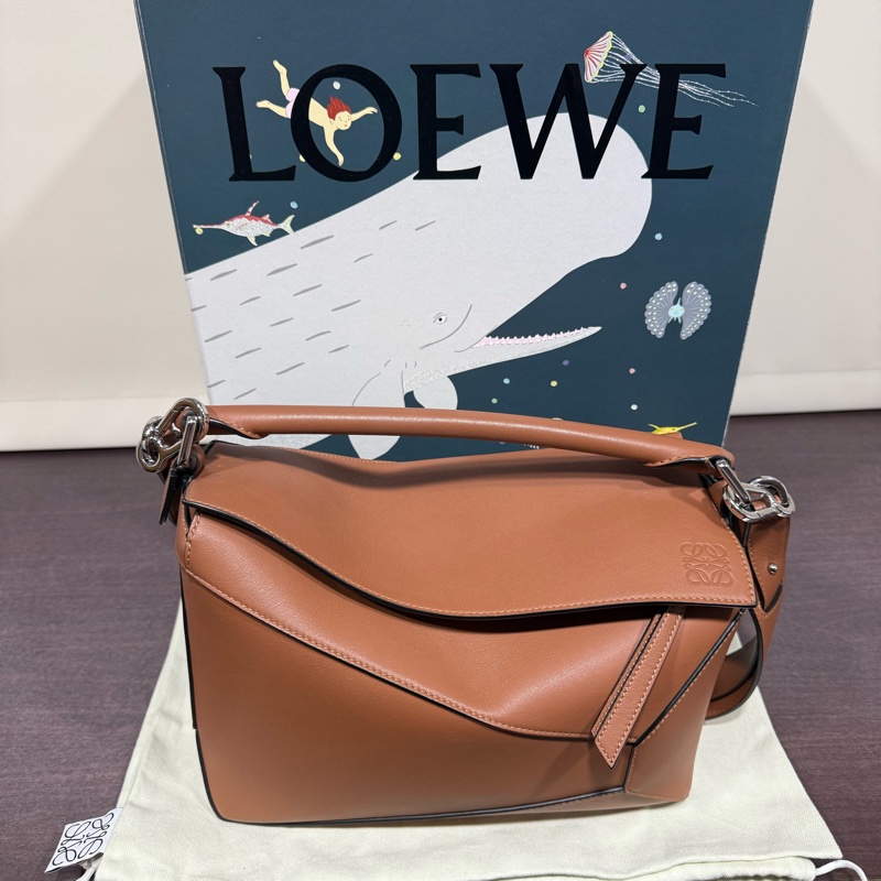 Loewe puzzle medium 焦糖棕-0