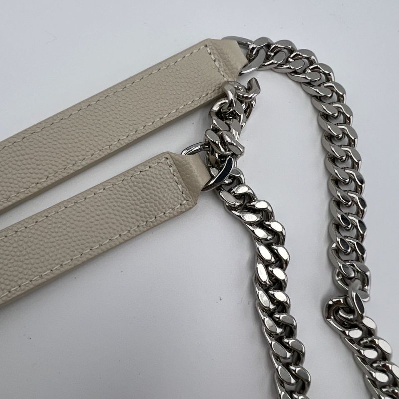 聖羅蘭銀色信封包 尺寸 22×15×6 配件防塵袋-8