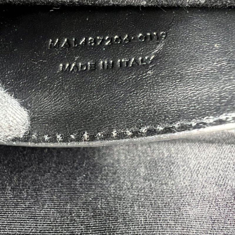 聖羅蘭銀色信封包 尺寸 22×15×6 配件防塵袋-18