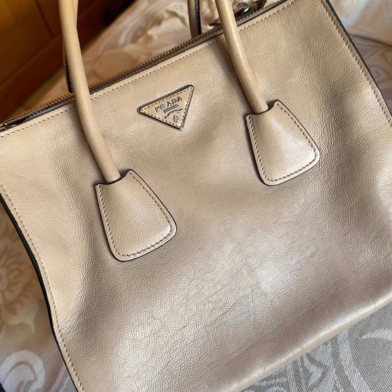 Prada大號托特包-0