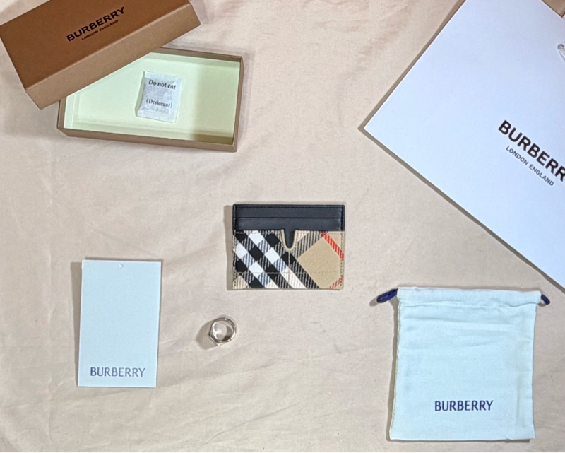‼️全台最甜 全新盒裝 Burberry 巴寶莉2024新款格紋5卡名片夾 卡夾-2