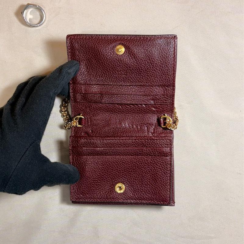 ✨超級好看 Gucci 古馳新款波爾多紅馬蹄扣 6卡零錢袋短夾-小廢包-4