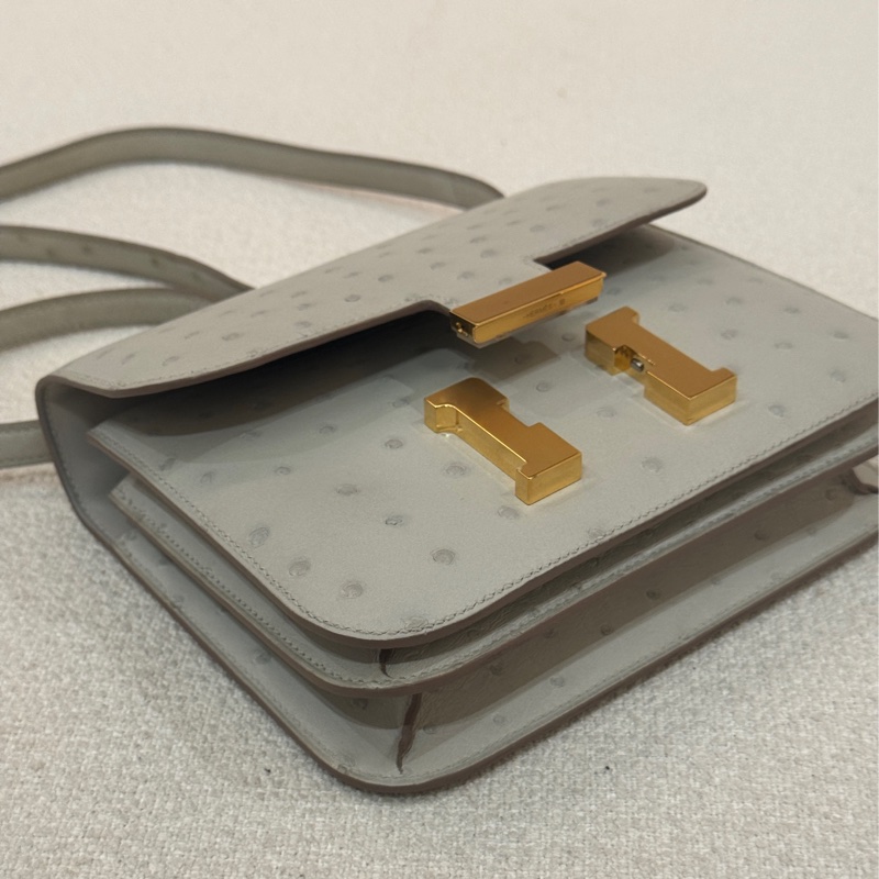 Hermes Constance 19-14