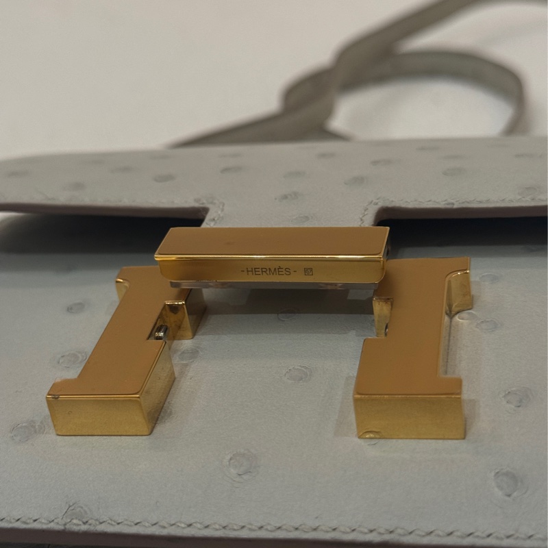 Hermes Constance 19-27