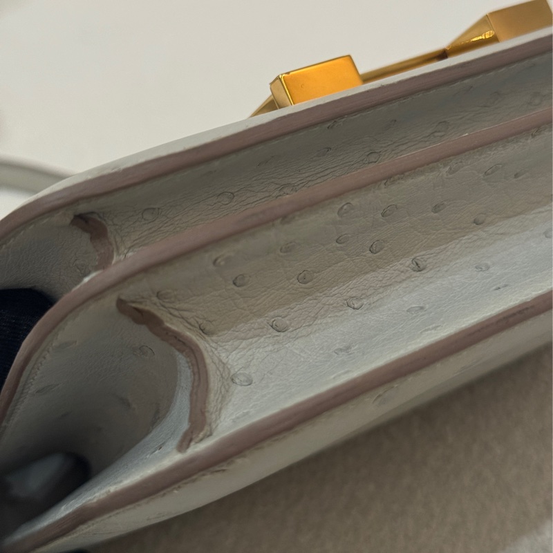 Hermes Constance 19-32