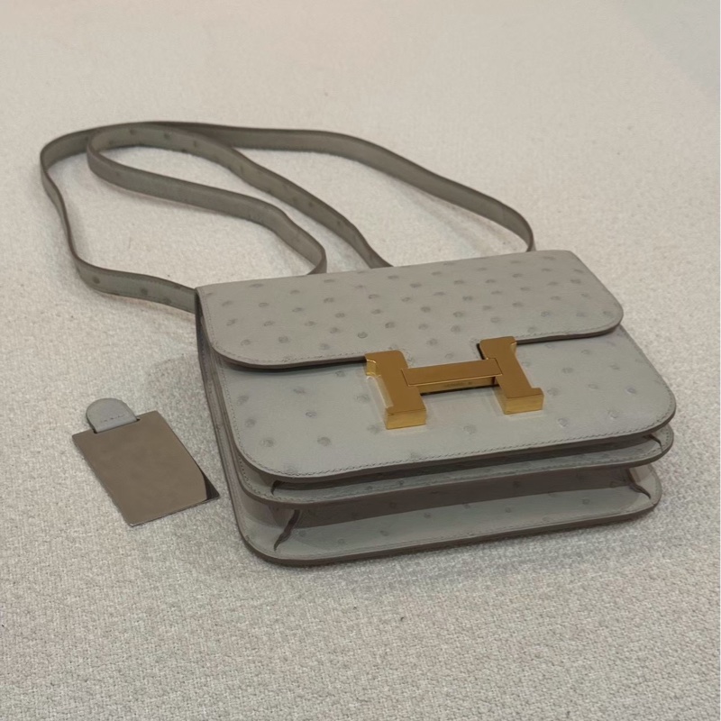 Hermes Constance 19-2