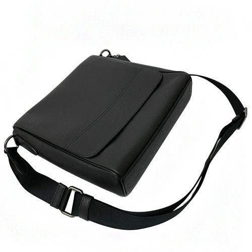 【全新】COACH 掀蓋男款斜背包(黑)-3