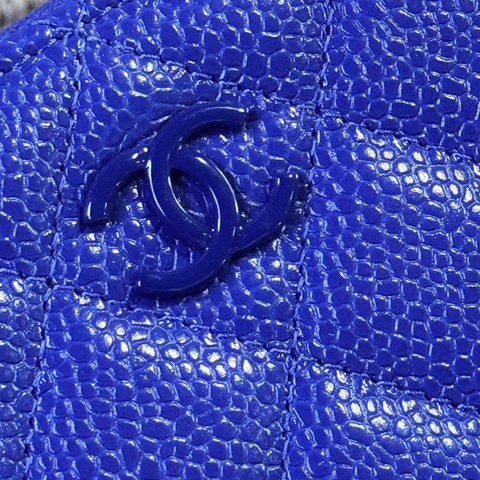 未使用的發財錢包✨就喜歡這種搭配💙香奈兒藍色荔枝牛皮 搭配 暗藍雙C釦💙chanel拉鏈長夾發財錢包