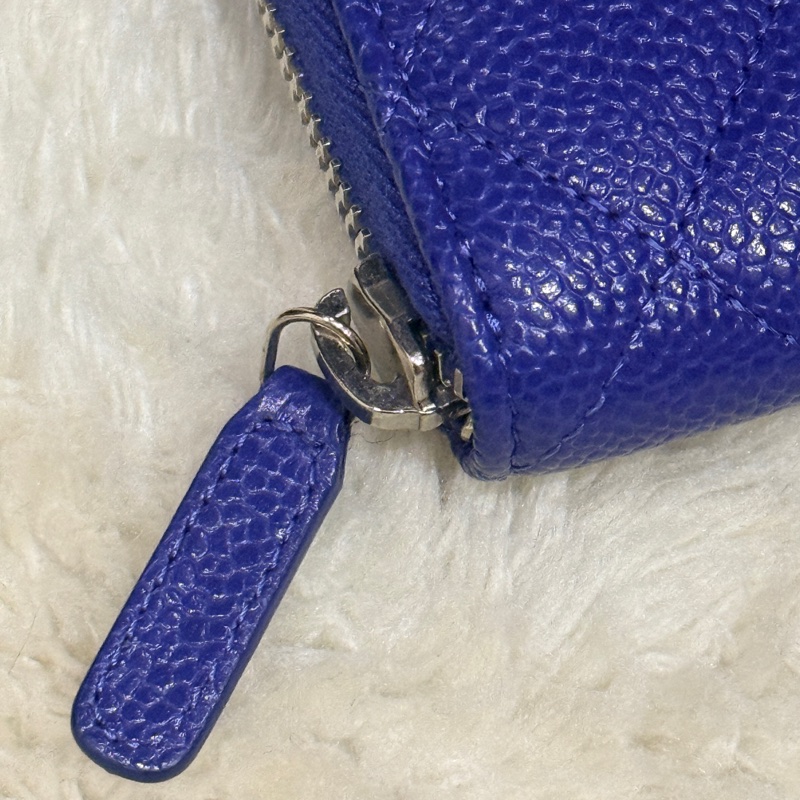 未使用的發財錢包✨就喜歡這種搭配💙香奈兒藍色荔枝牛皮 搭配 暗藍雙C釦💙chanel拉鏈長夾發財錢包-3