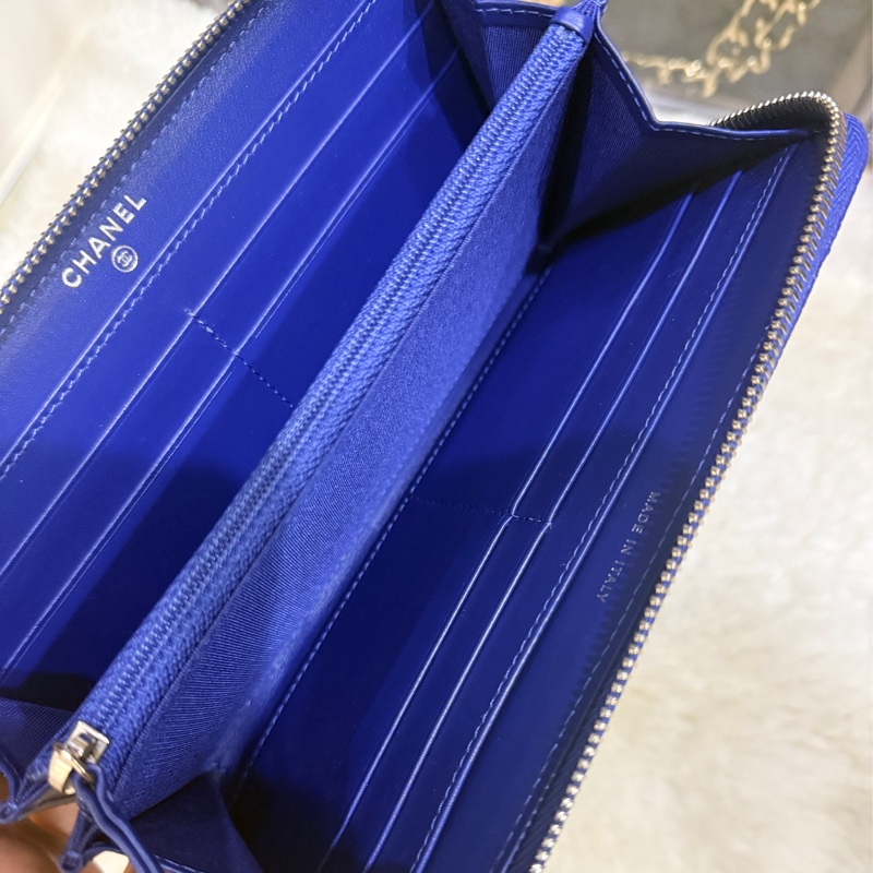 未使用的發財錢包✨就喜歡這種搭配💙香奈兒藍色荔枝牛皮 搭配 暗藍雙C釦💙chanel拉鏈長夾發財錢包-32