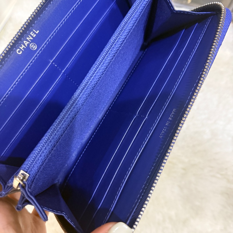 未使用的發財錢包✨就喜歡這種搭配💙香奈兒藍色荔枝牛皮 搭配 暗藍雙C釦💙chanel拉鏈長夾發財錢包-11