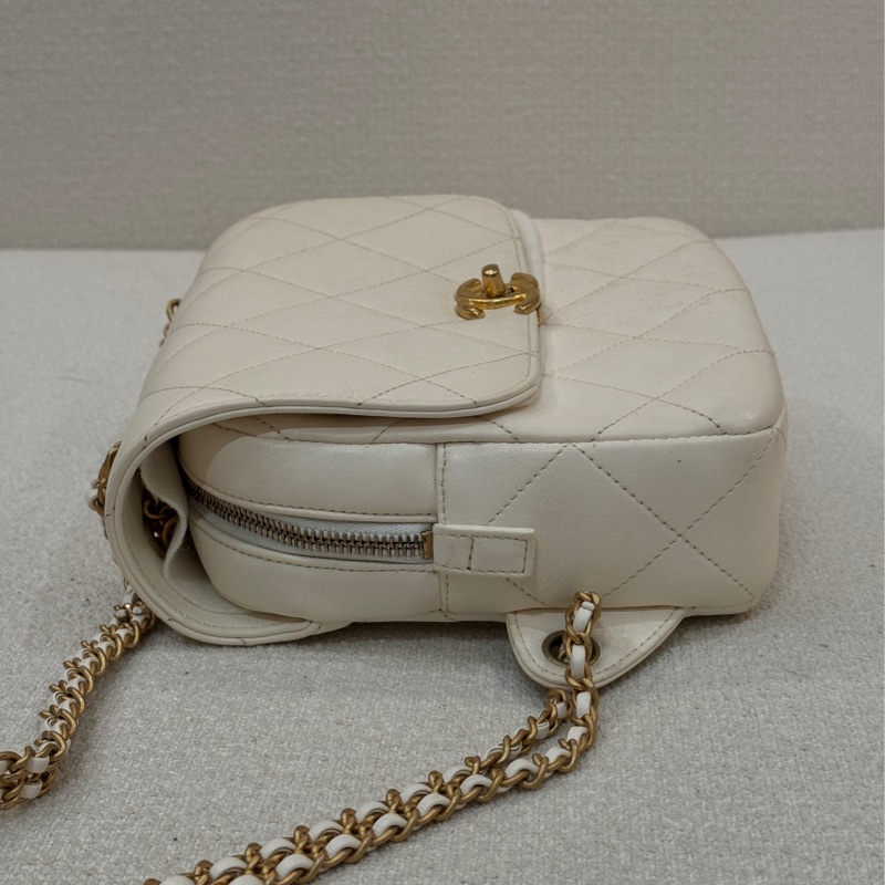 Chanel 23p adov 雙肩包-12