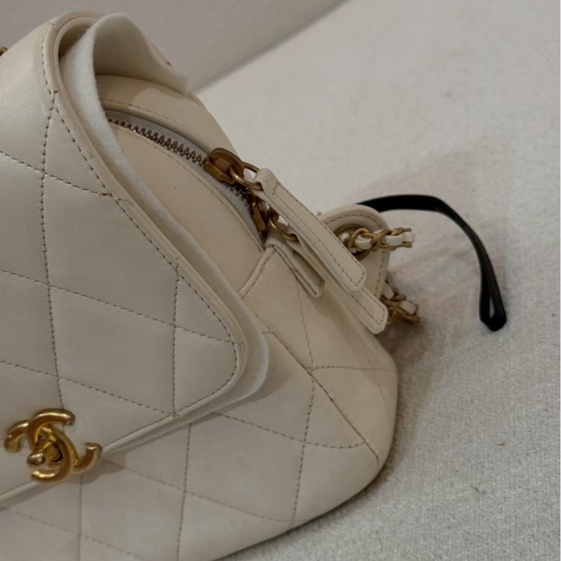 Chanel 23p adov 雙肩包-6