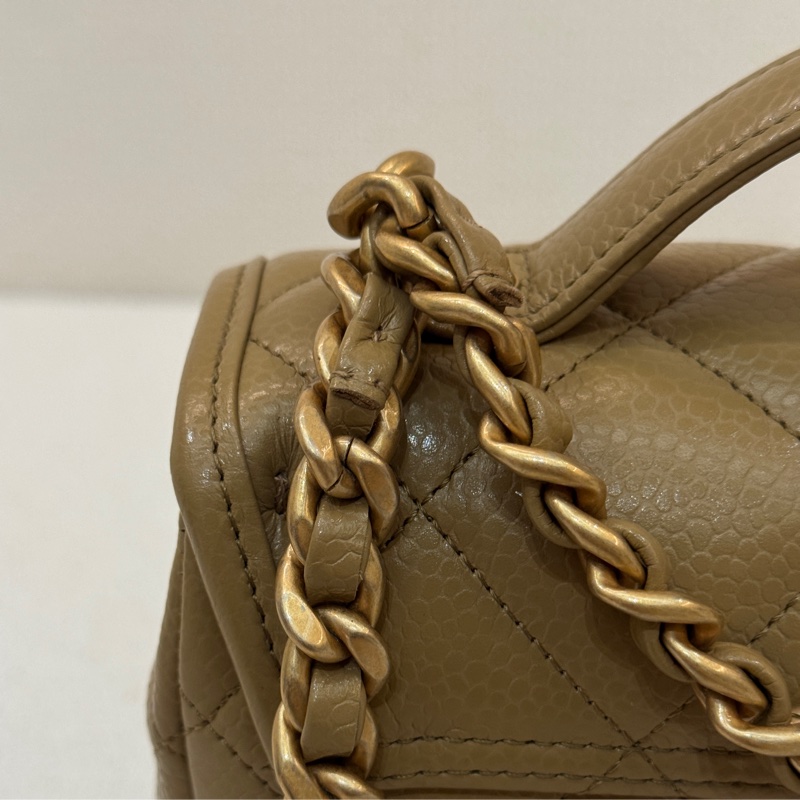 Chanel 25A郵差包-0