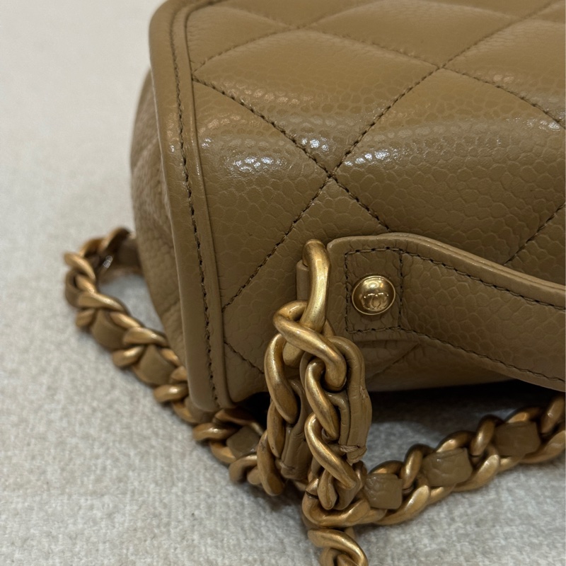 Chanel 25A郵差包-6