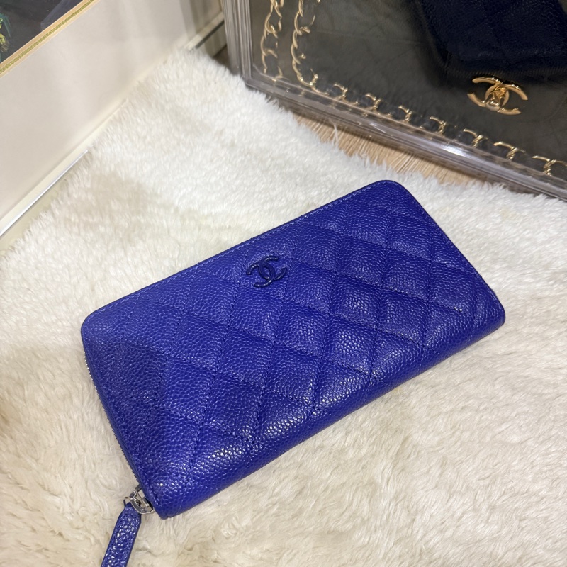 未使用的發財錢包✨就喜歡這種搭配💙香奈兒藍色荔枝牛皮 搭配 暗藍雙C釦💙chanel拉鏈長夾發財錢包-12