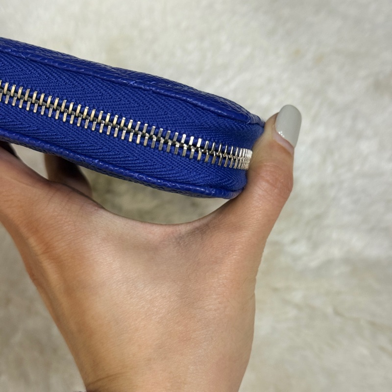 未使用的發財錢包✨就喜歡這種搭配💙香奈兒藍色荔枝牛皮 搭配 暗藍雙C釦💙chanel拉鏈長夾發財錢包-45