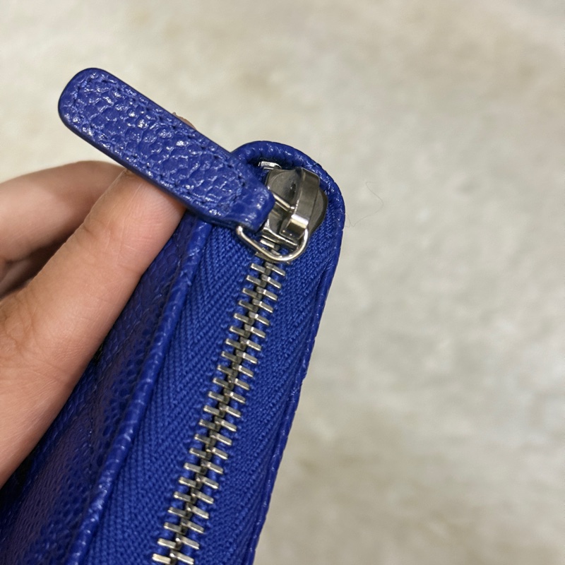 未使用的發財錢包✨就喜歡這種搭配💙香奈兒藍色荔枝牛皮 搭配 暗藍雙C釦💙chanel拉鏈長夾發財錢包-49