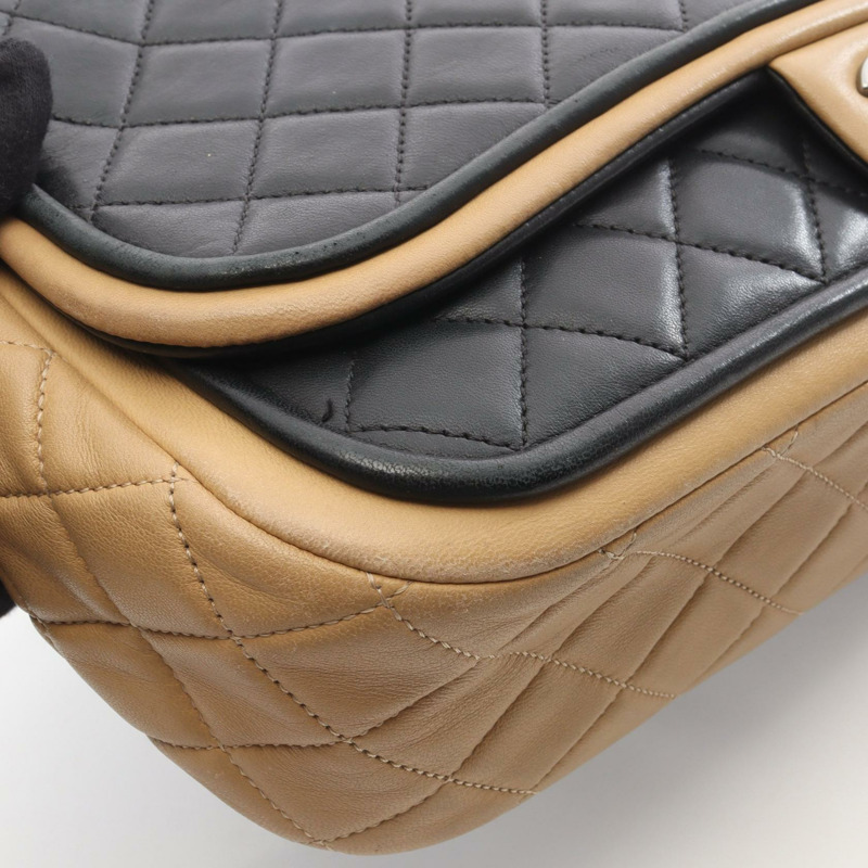 香奈兒 (CHANEL) Matelasse 雙色鏈條肩背包，羊皮材質，黑色米色，二手 CC-12