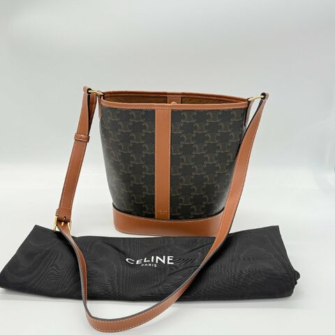 Celine 思琳 Triomphe Small Bucket 滿版老花 棕色 塗層帆布 小牛皮 水桶包 單肩包 肩背包