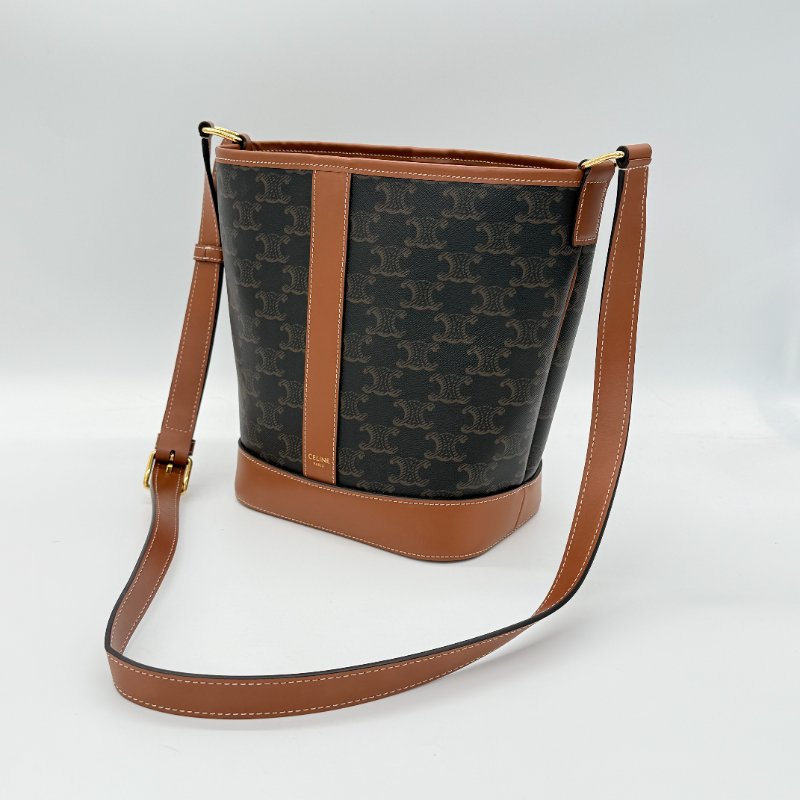 Celine 思琳 Triomphe Small Bucket 滿版老花 棕色 塗層帆布 小牛皮 水桶包 單肩包 肩背包-2