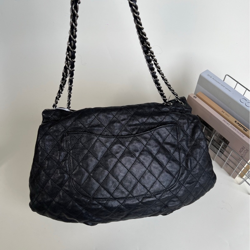 chanel黑銀荔枝皮雲朵機場包-5