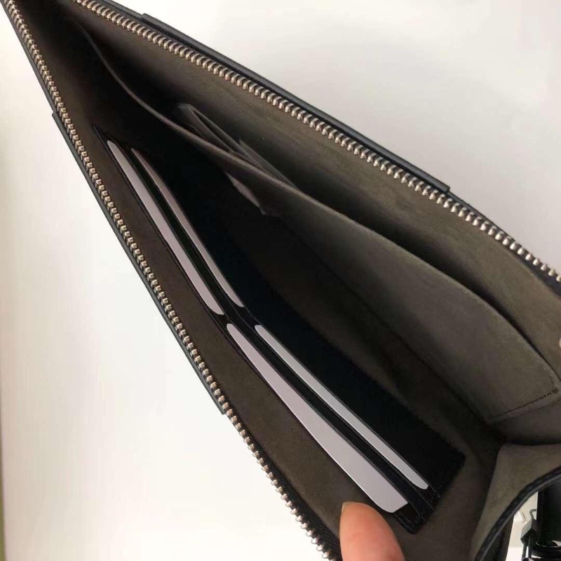 Gucci pouch ( Brown / Black )-3