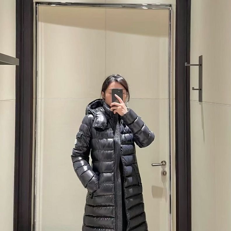 MONCLER 黑色中長款連帽羽絨外套1碼 胸圍90cm衣長97cm 帽子可以拆 98新配件塵袋-0