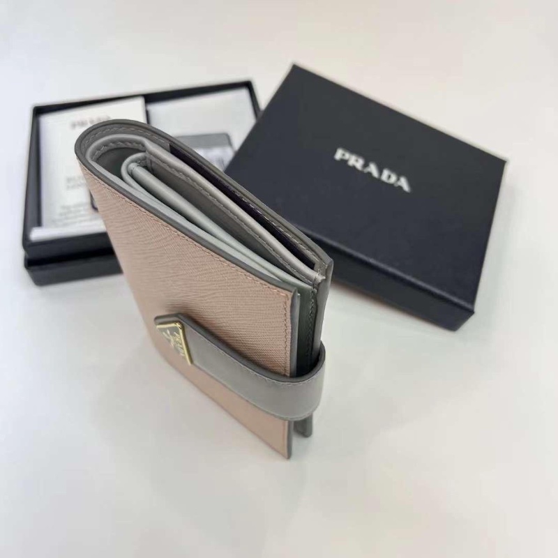 Prada wallet ( Pink / Grey )-2