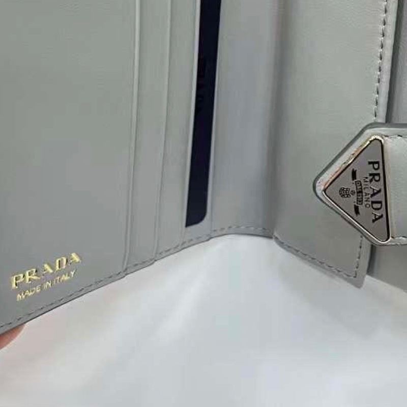 Prada wallet ( Pink / Grey )-4