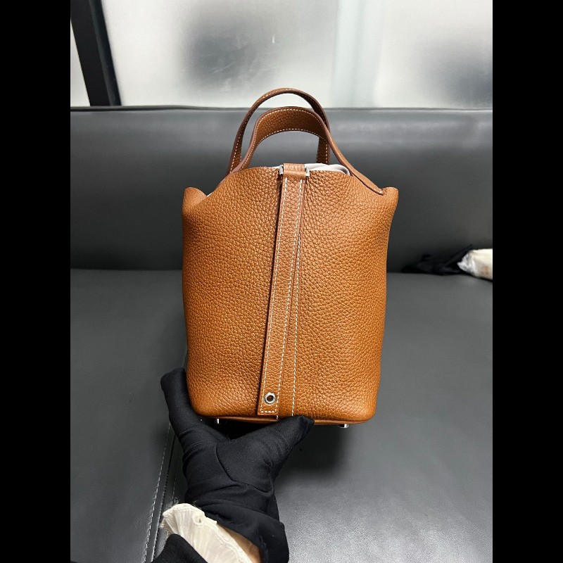 Hermes picotion 18
菜籃子 金棕银扣-3
