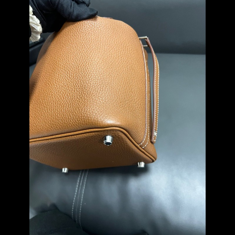Hermes picotion 18
菜籃子 金棕银扣-10
