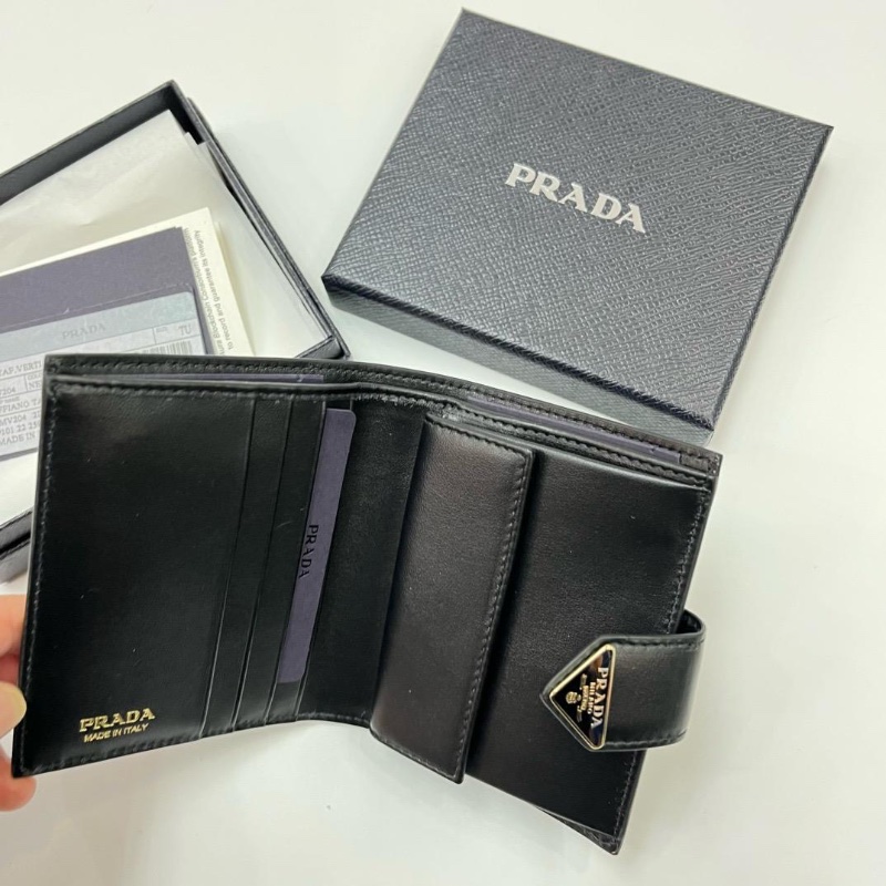Prada fold wallet ( Black )-1
