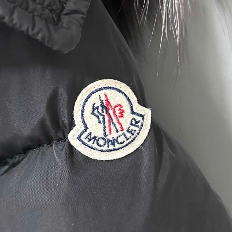 Moncler aphrotiti毛領中長款羽絨外套1碼(其他尺寸可以另外詢問) 99新配件塵袋衣架-2
