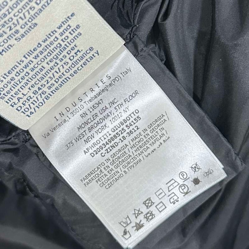 Moncler aphrotiti毛領中長款羽絨外套1碼(其他尺寸可以另外詢問) 99新配件塵袋衣架-4