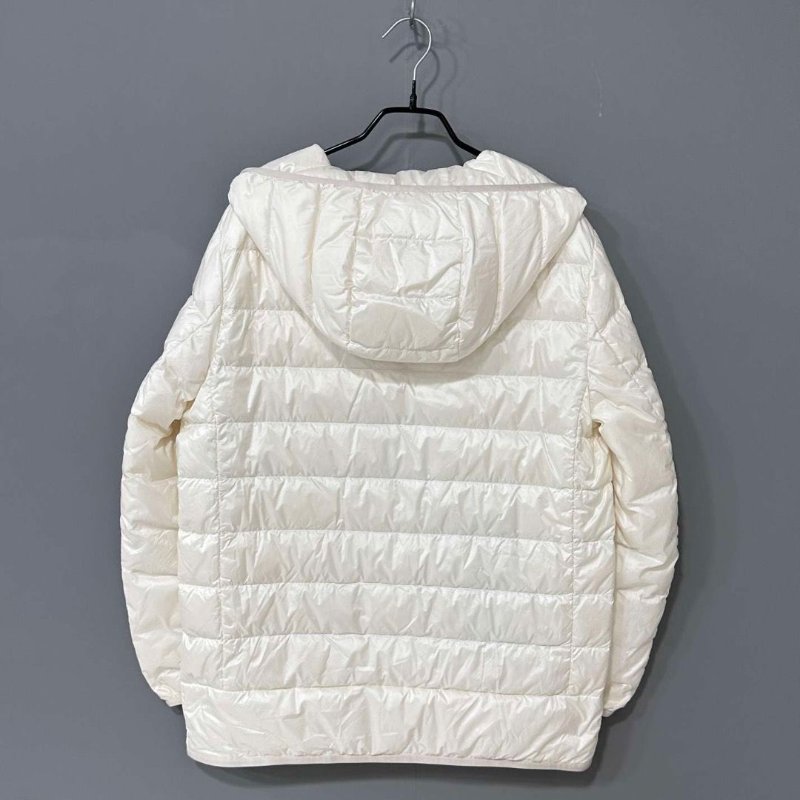 Moncler 薄款羽絨外套 1碼 99新配件塵袋-6