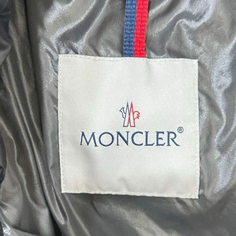 Moncler 黑色maya爆款羽絨服98新-3