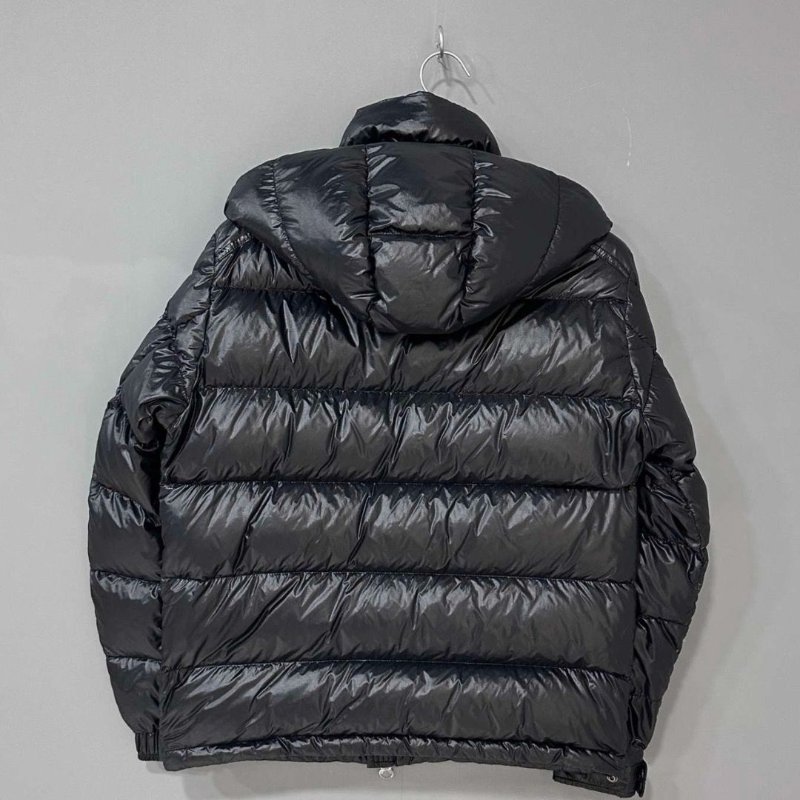 Moncler 黑色maya爆款羽絨服98新-7