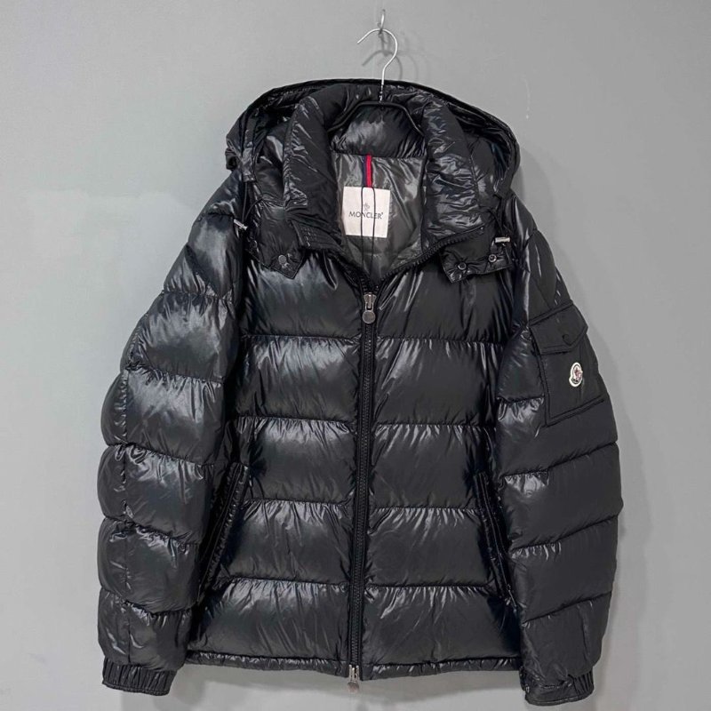 Moncler 黑色maya爆款羽絨服 98新-1