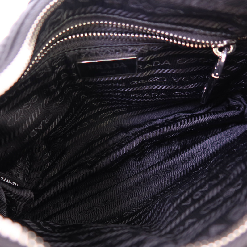 PRADA 尼龍Padded Re Nylon銀扣肩背袋-11