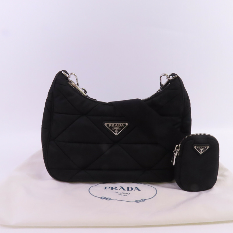 PRADA 尼龍Padded Re Nylon銀扣肩背袋-17