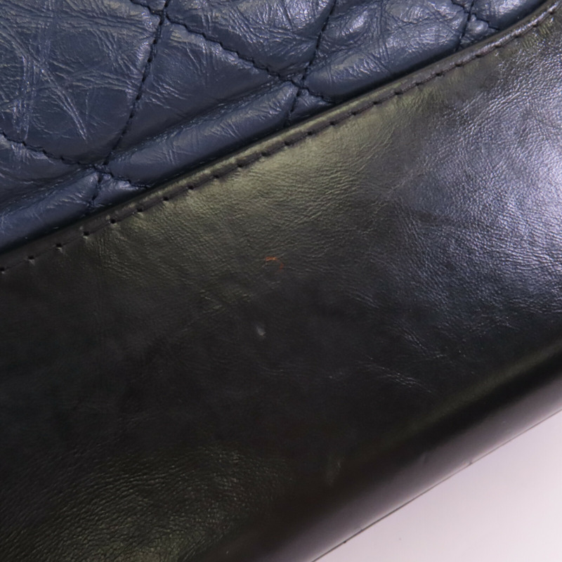 CHANEL 牛皮皮革Gabrielle Medium銀扣鏈帶肩背袋-9