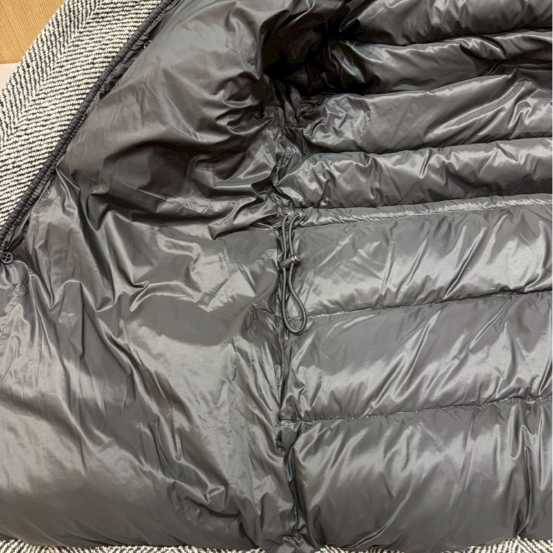 Burberry全新喀什米爾羽絨外套-5