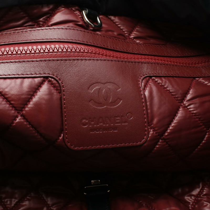 香奈兒 Cococoon 手提包，可單肩雙面使用，尼龍皮革，黑色/酒紅色，銀色五金配件-3