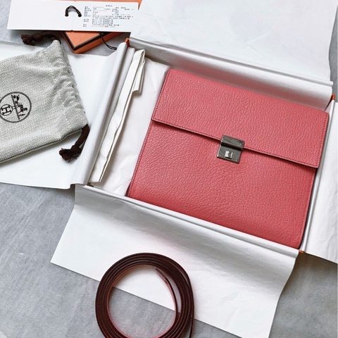 【近新閒置品】愛馬仕 Hermes clic16 D刻 單肩斜挎包山羊皮 k4夏日粉